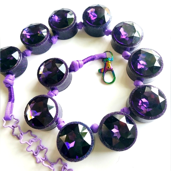 Meet the Posher - Picture 10 of 16